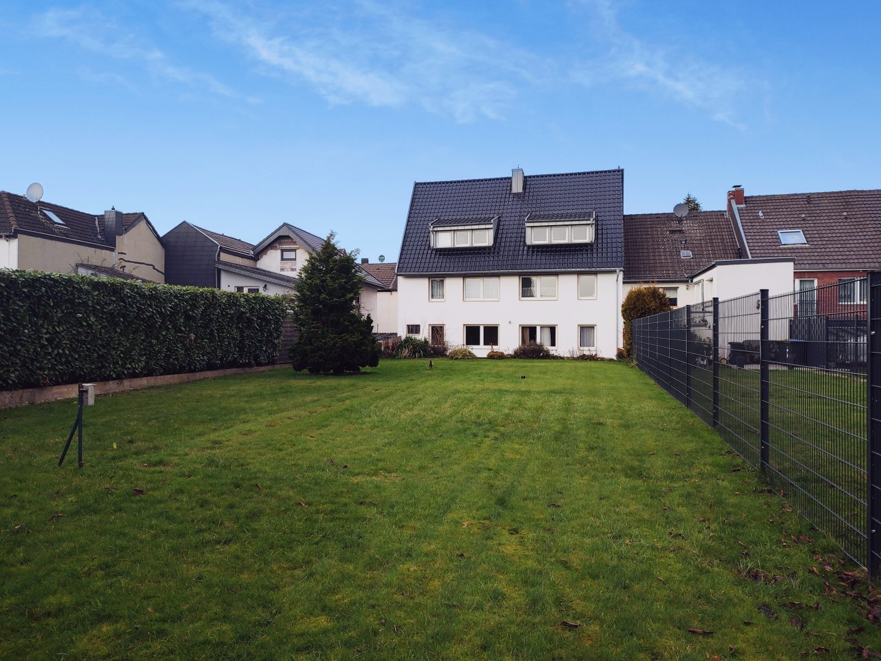SANREALTY | VERMIETET | Single-Wohnung im Erdgeschoss, in begehrter Lage von Eschweiler-Dürwiß