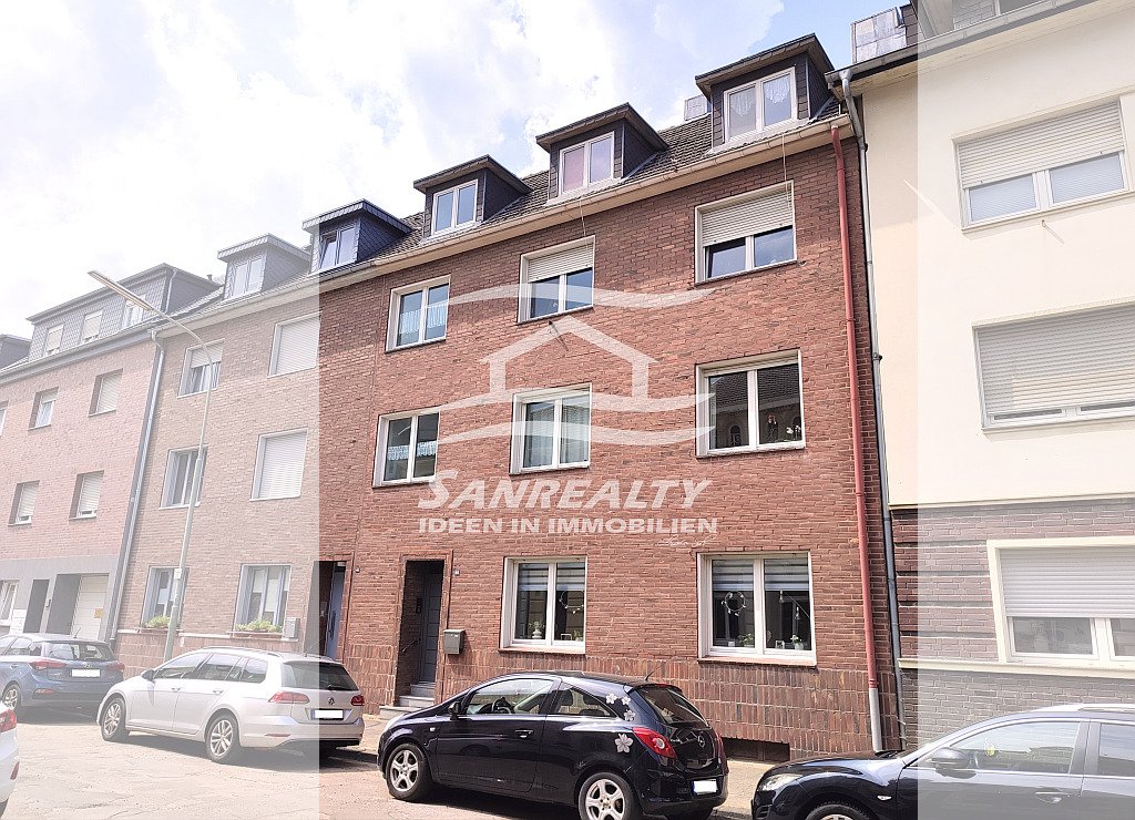 SANREALTY | VERKAUFT | Architektonisch zeitloses Dreifamilienhaus in zentraler Lage von Eschweiler