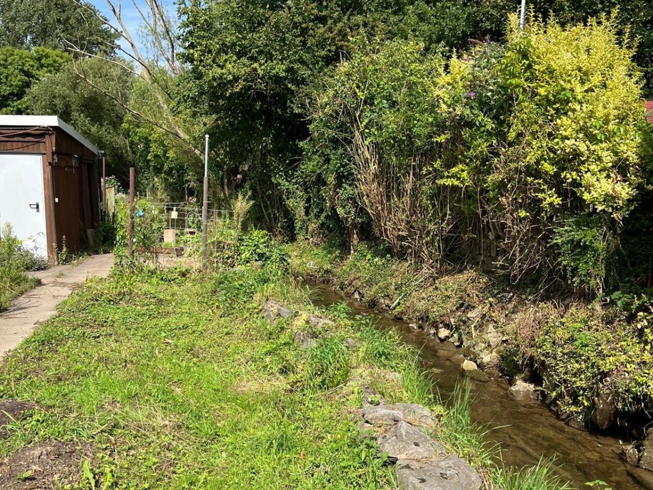 der Garten mit dem Omerbach