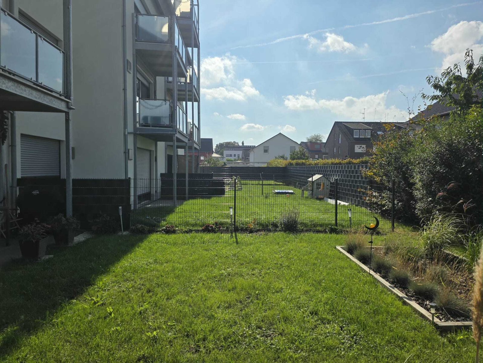 Blick auf die eigene Grünfläche